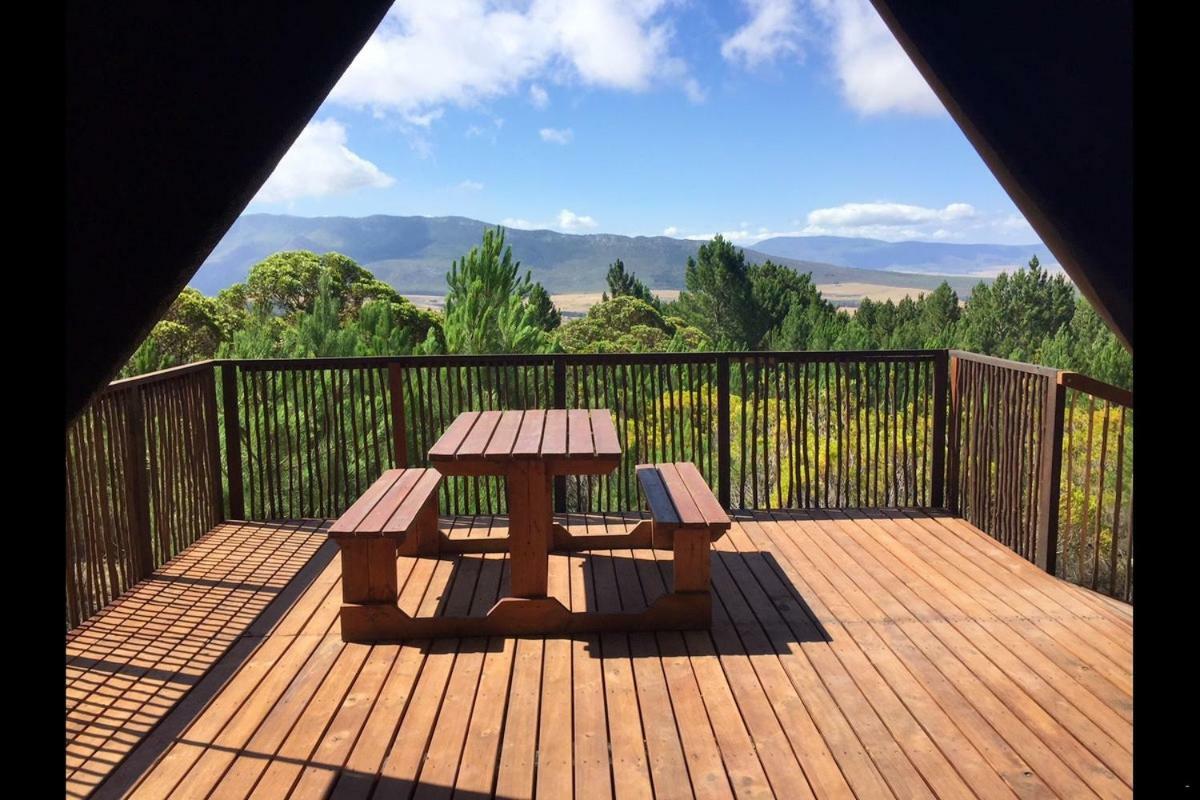 Otium Oasis Glamping & * Hartebeesrivier